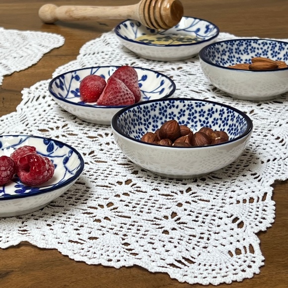 Set of 2 Rectangle White Cotton Knit Doily Tablecloth - Picture 3 of 10
